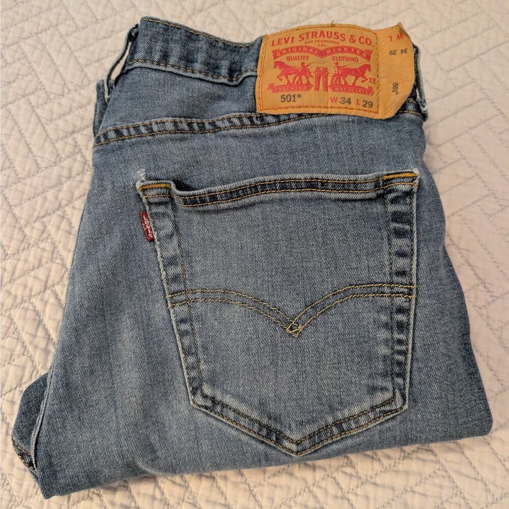 Levi's 501 Jeans Men's Size 34 Blue Button Fly Inseam 23" (0462)